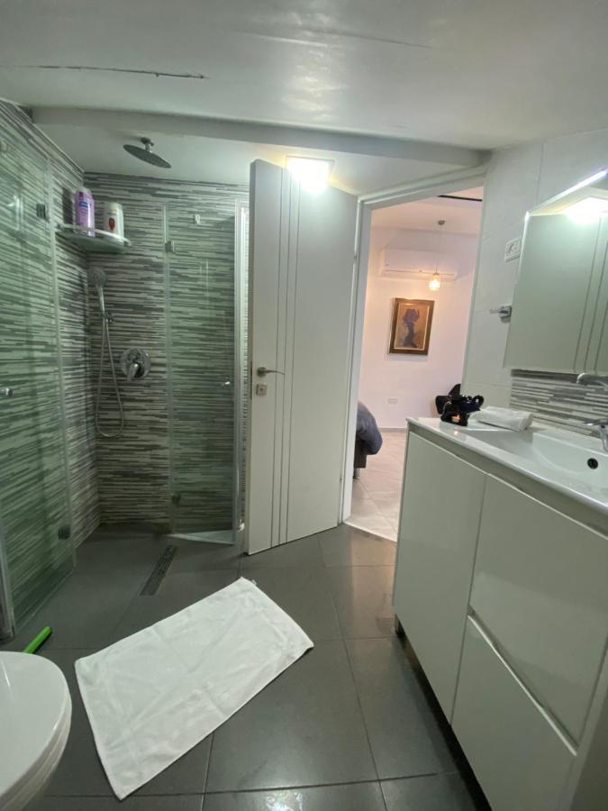 Studio Avraham Karmiel Εξωτερικό φωτογραφία