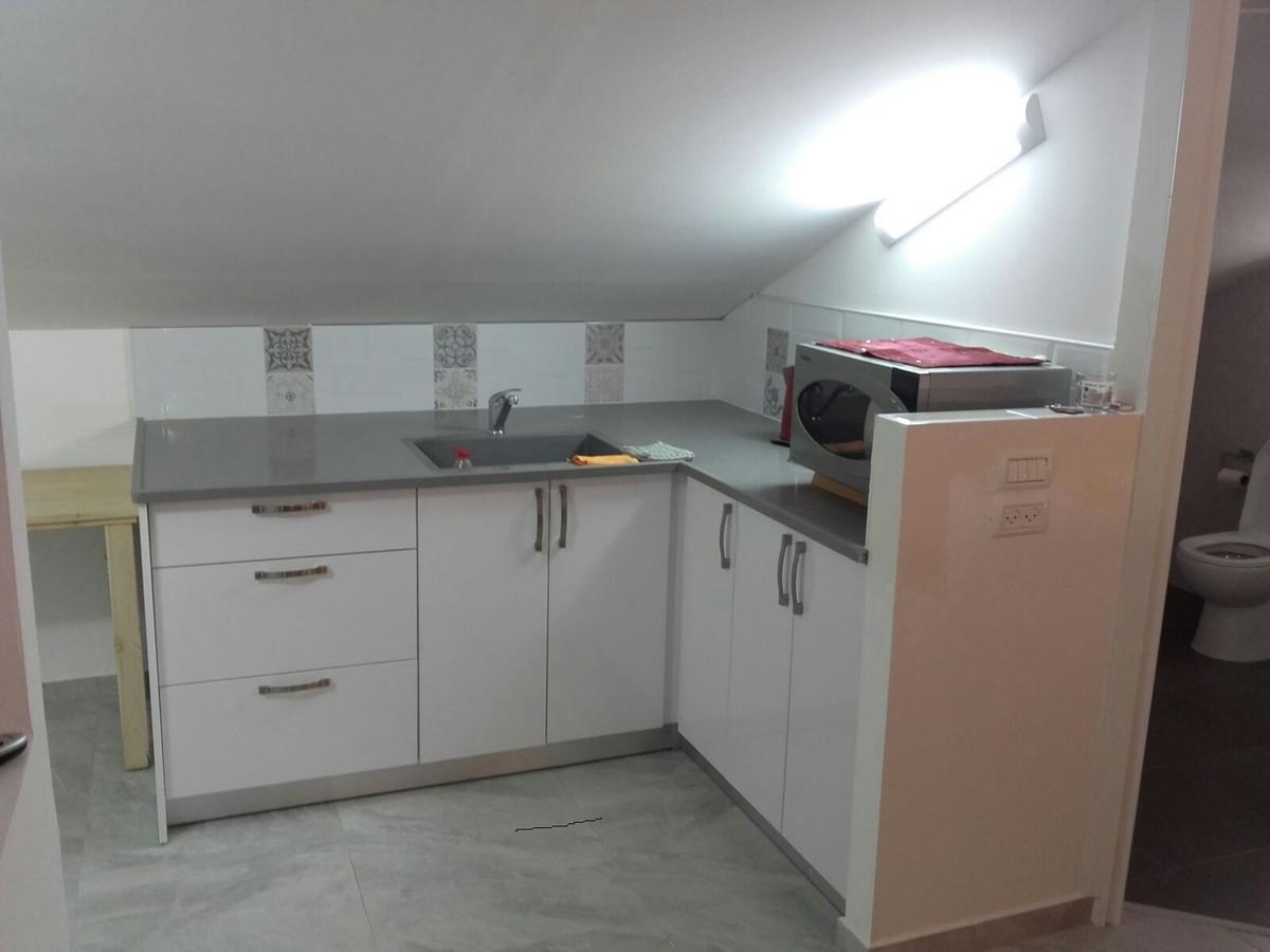Studio Avraham Karmiel Εξωτερικό φωτογραφία